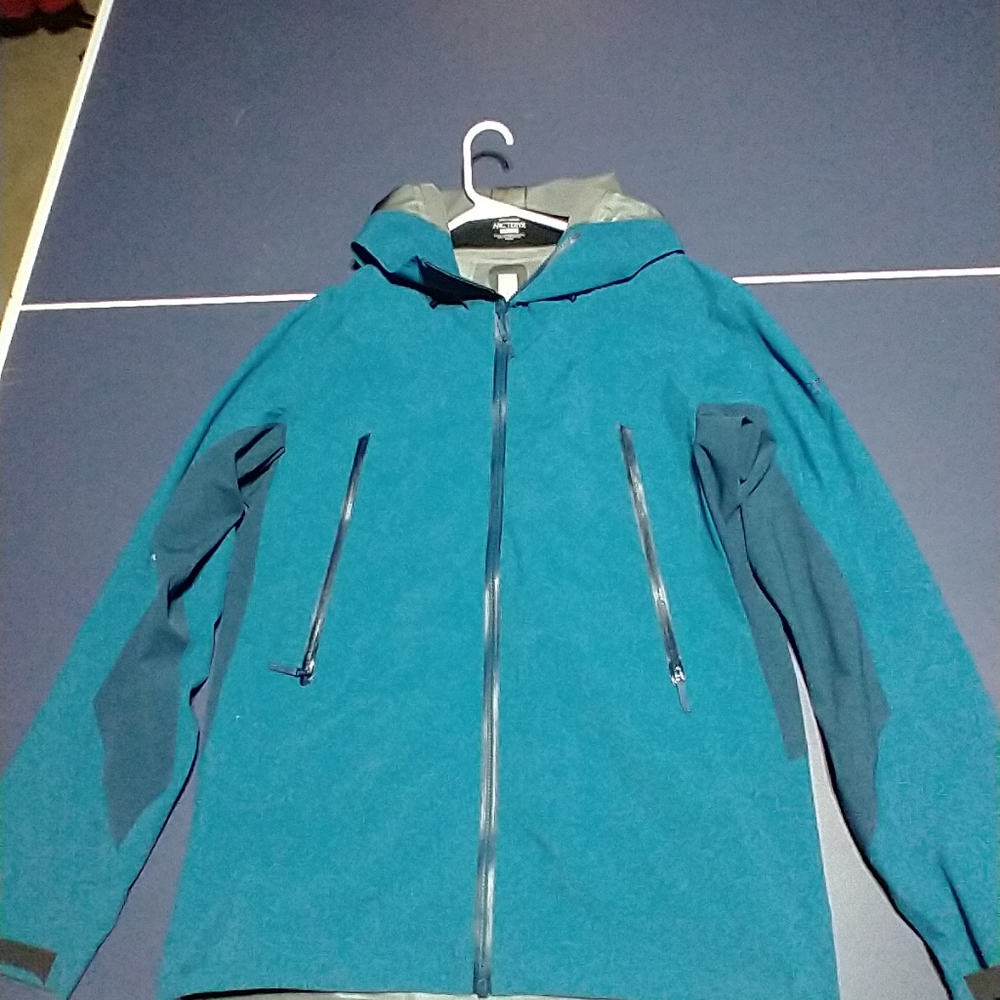 Arc'teryx men's hybrid jacket